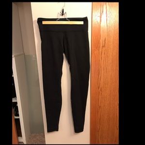 Lululemon yoga pants size small